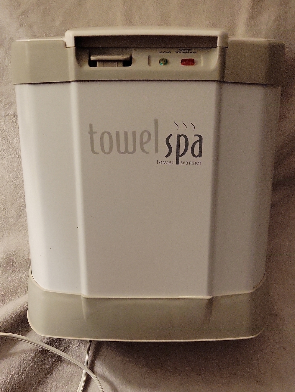 Brookstone Towel Spa Warmer. Trsted And Works